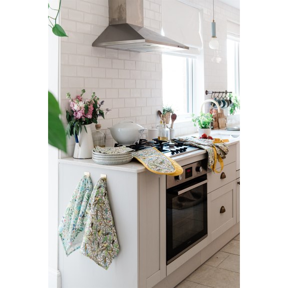 V&A Voysey Designs Set of 2 Organic Cotton Tea Towels - Bee's Emporium