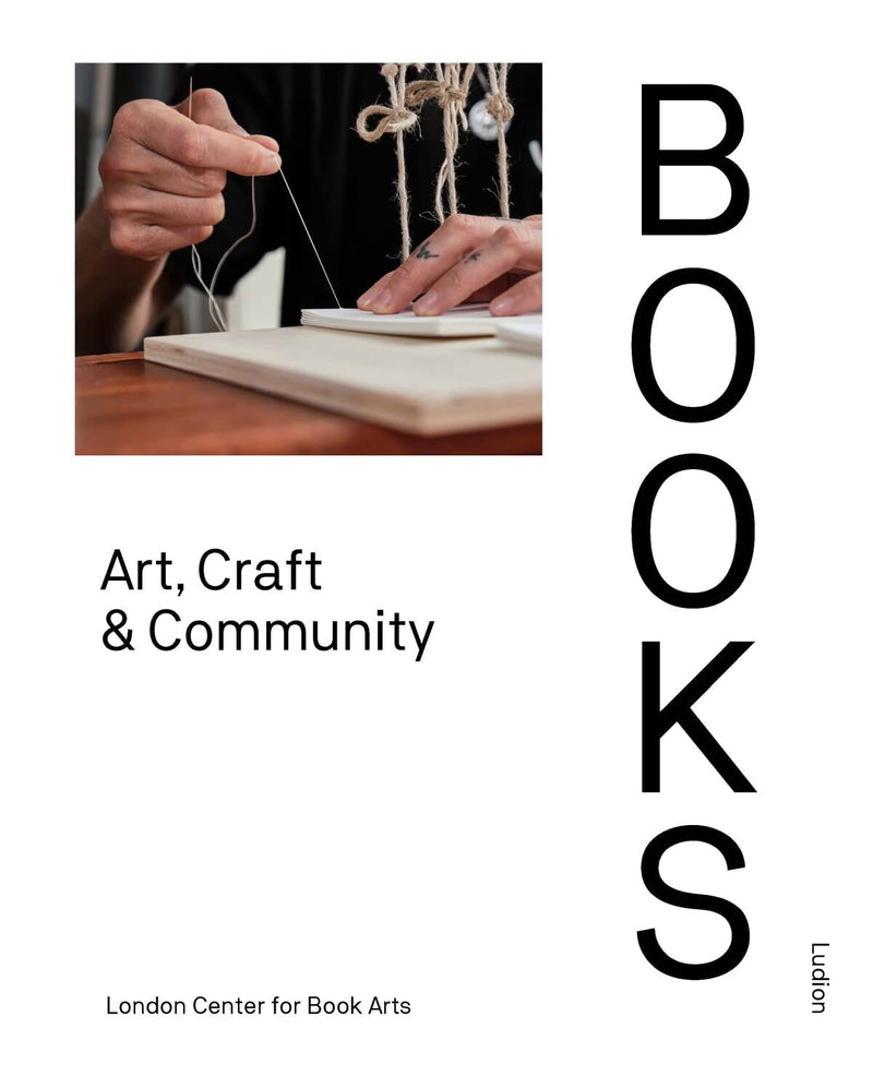 Books: Art, Craft & Community (Hardcover)