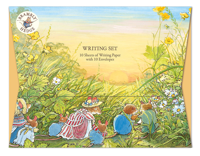Brambly Hedge Sunset in the Meadow Writing Set